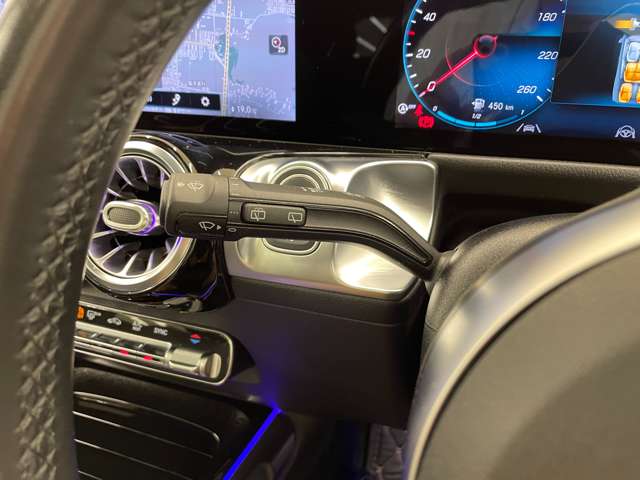 Mercedes-Benz GLB 9