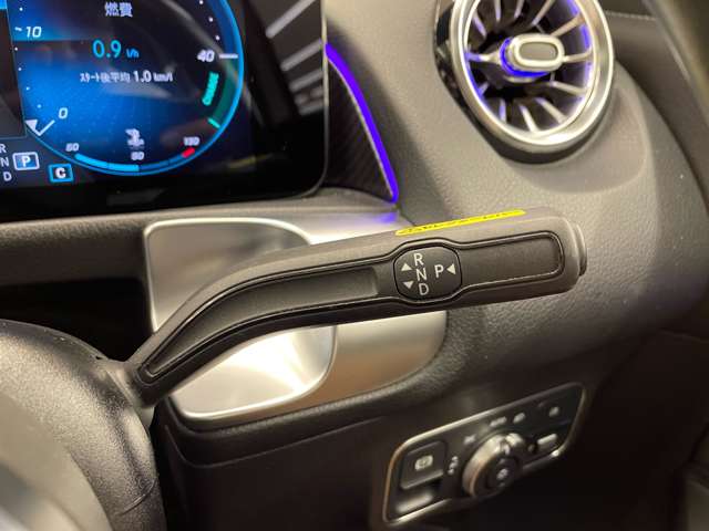 Mercedes-Benz GLB 10