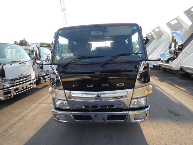Mitsubishi Fuso Canter 4