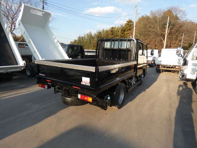 Mitsubishi Fuso Canter 8