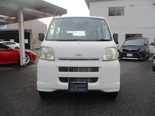 Daihatsu Hijet Cargo 2