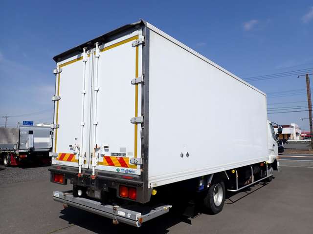 Mitsubishi Fuso Fighter 8