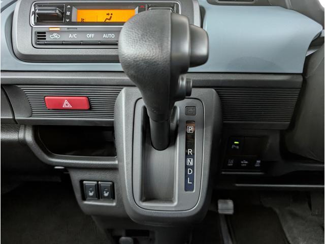 Suzuki Spacia Base 12