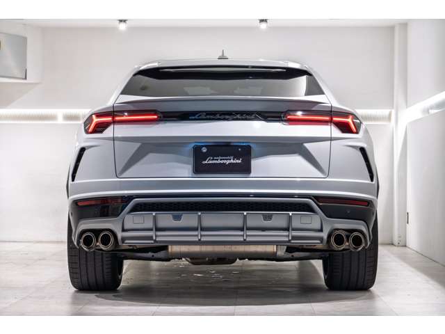 Lamborghini ウルス 6