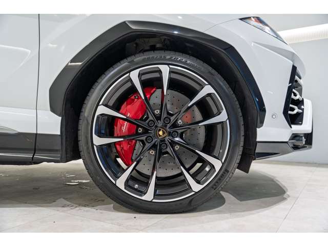 Lamborghini ウルス 10