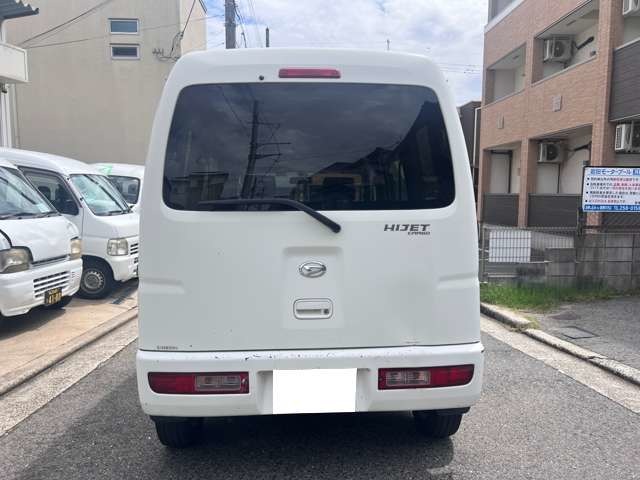 Daihatsu Hijet Cargo 5