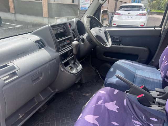 Daihatsu Hijet Cargo 9