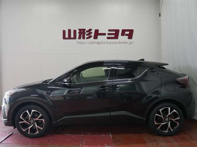 Toyota C-HR 2