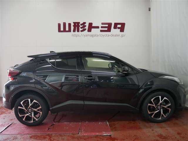 Toyota C-HR 3