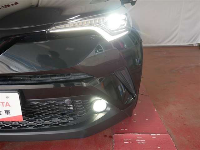 Toyota C-HR 9