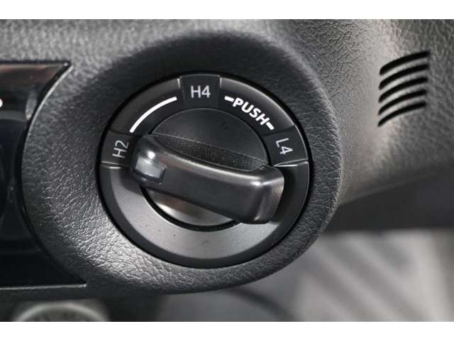 Toyota Hilux 12
