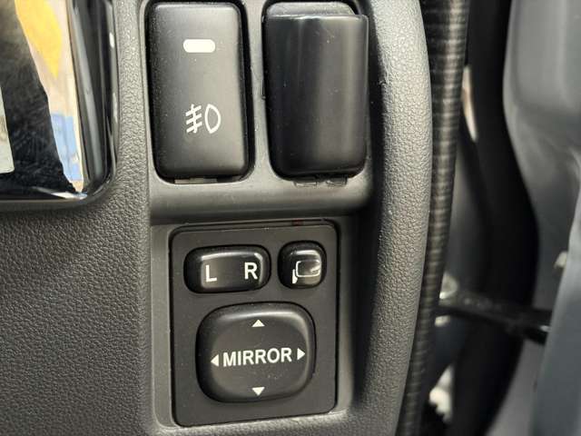 Daihatsu Hijet Deck Van 6