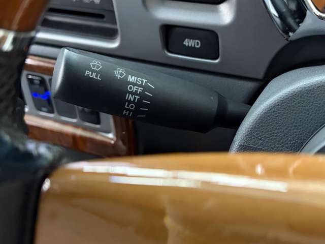 Daihatsu Hijet Deck Van 10