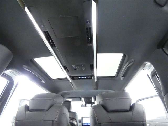Toyota Alphard 10