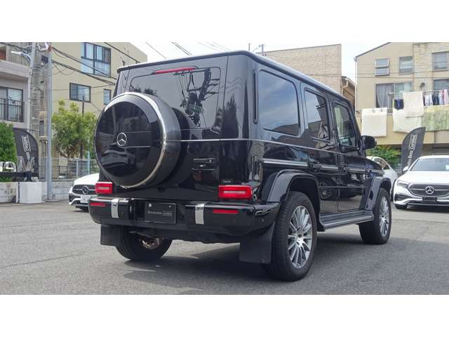 Mercedes-Benz G-Class 4