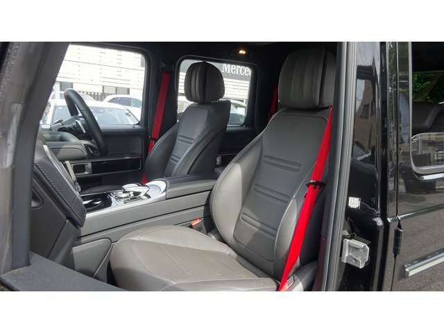 Mercedes-Benz G-Class 10