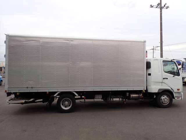 Mitsubishi Fuso Fighter 6
