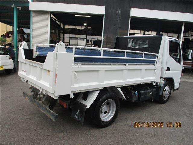Mitsubishi Fuso Canter 5