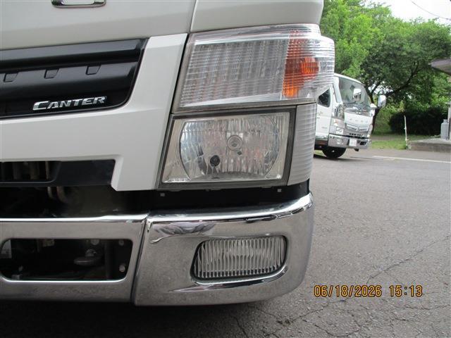 Mitsubishi Fuso Canter 8