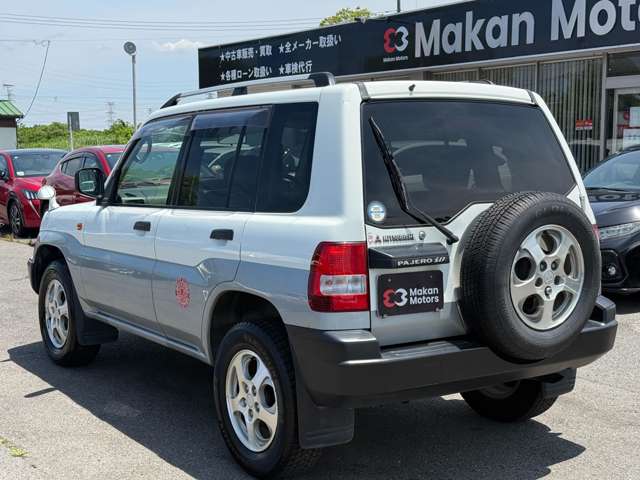 Mitsubishi Pajero iO 11