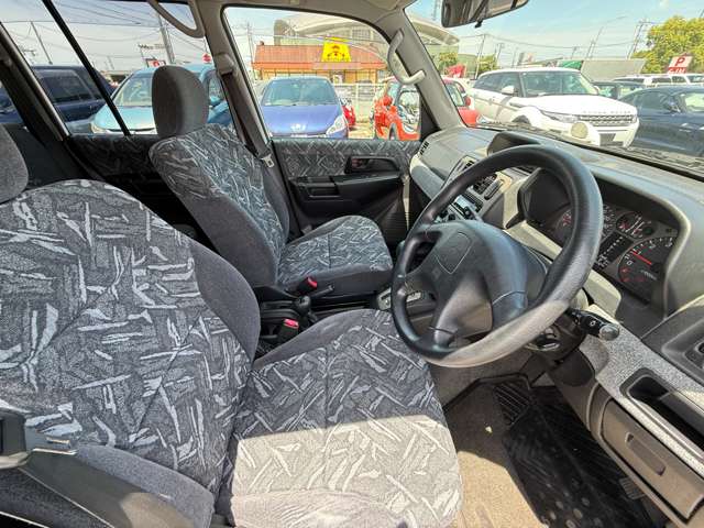 Mitsubishi Pajero iO 5