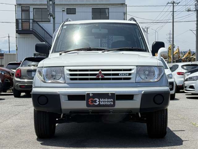 Mitsubishi Pajero iO 8