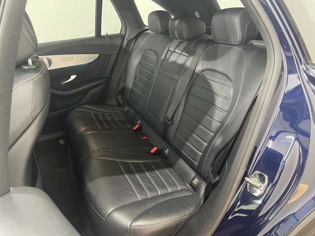 Mercedes-Benz GLC 12