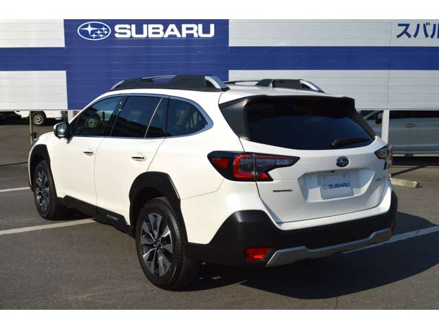 Subaru Legacy Outback 5