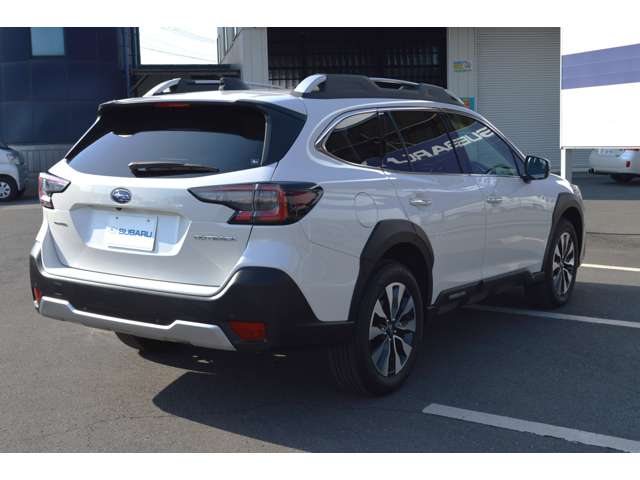 Subaru Legacy Outback 8