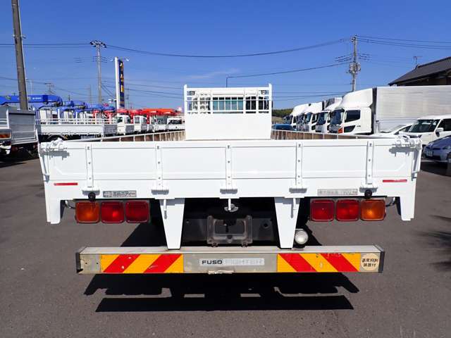 Mitsubishi Fuso Fighter 8
