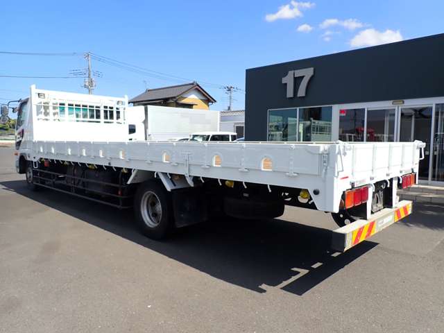 Mitsubishi Fuso Fighter 9