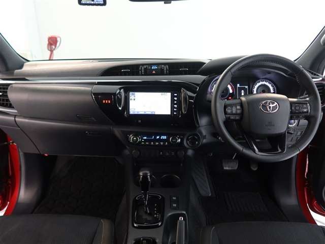 Toyota Hilux 8
