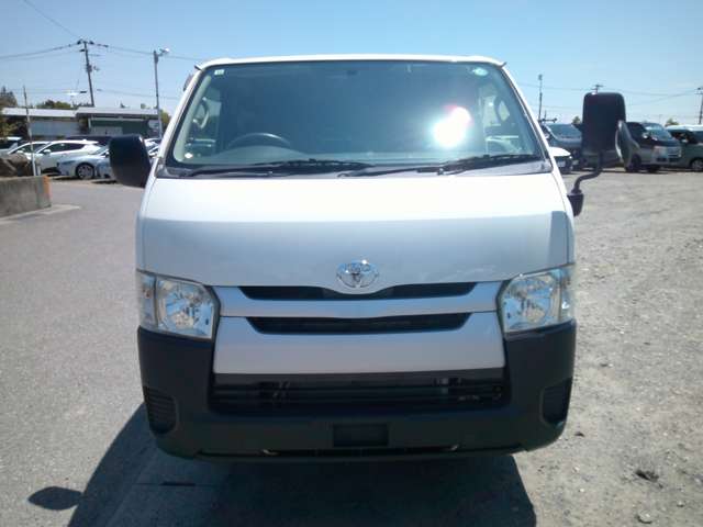 Toyota Hiace Van 2