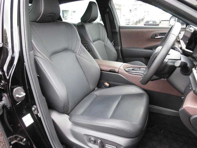 Toyota Crown Crossover 11