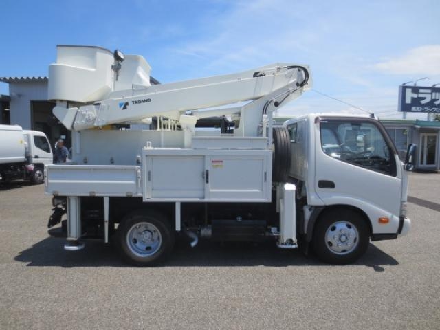 Hino Dutro 8