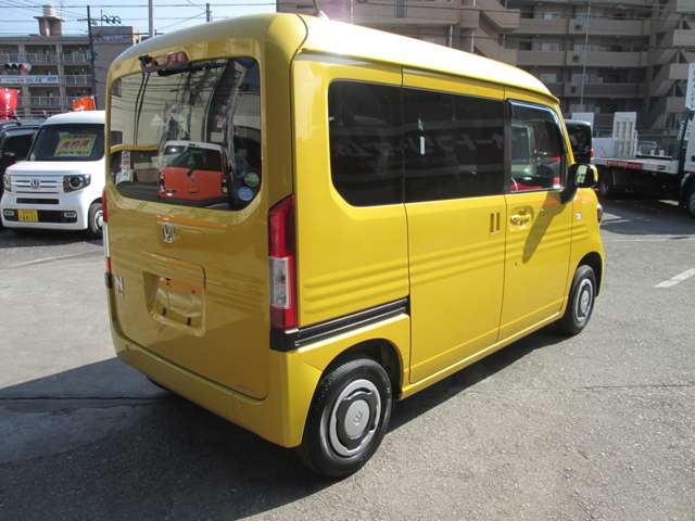 Honda N-VAN 8
