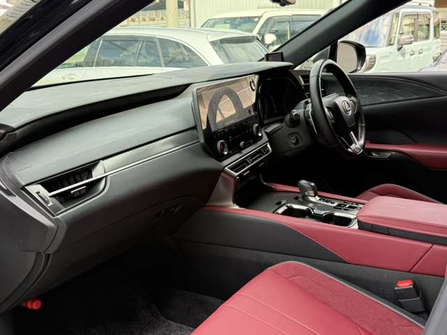 Lexus RX 5
