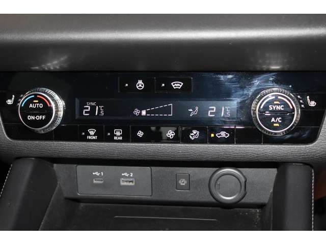 Mitsubishi Outlander 11