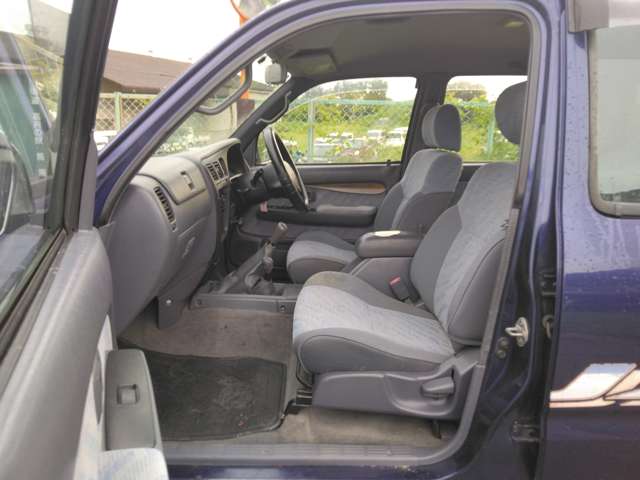 Toyota Hilux 10