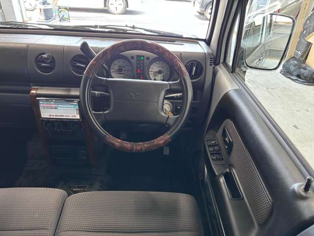 Daihatsu ネイキッド 12