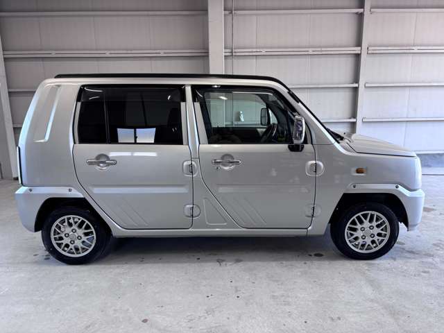 Daihatsu ネイキッド 6