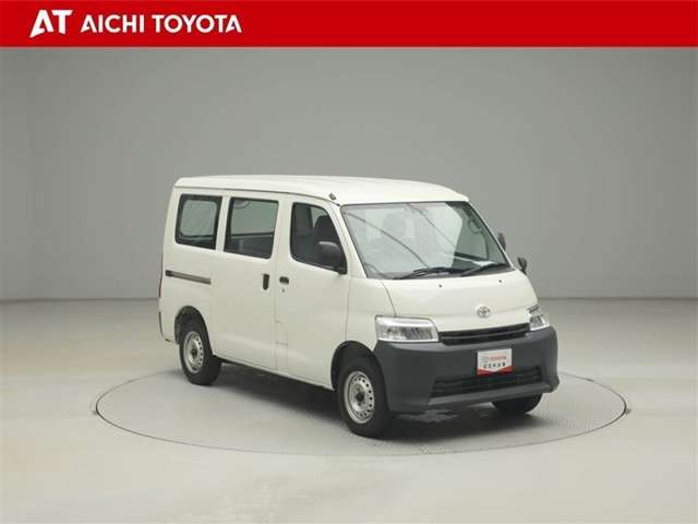 Toyota Town Ace Van 8