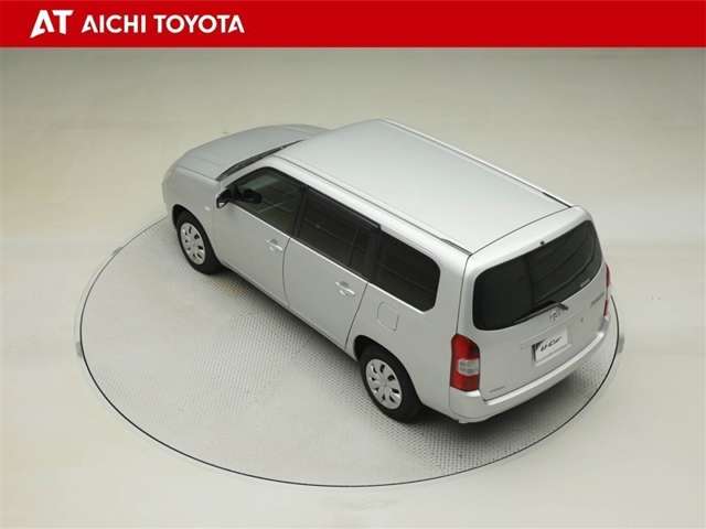 Toyota Succeed Van 12