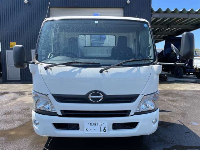 Hino Dutro 2