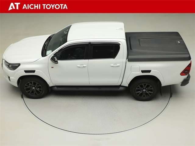 Toyota Hilux 11