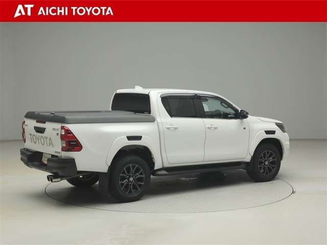 Toyota Hilux 6