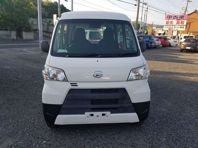 Daihatsu Hijet Cargo 2