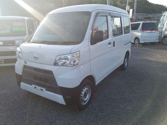 Daihatsu Hijet Cargo 3