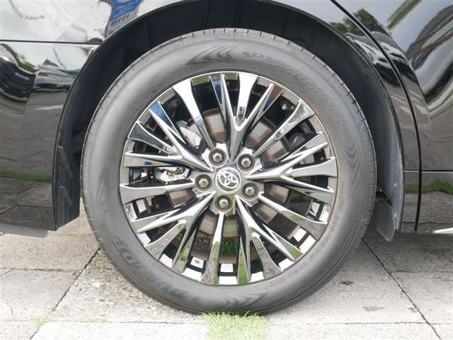 Toyota Vellfire 6