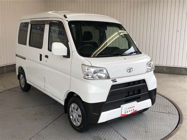 Toyota Pixis Van 3